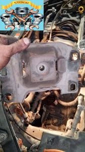 Замена заднего сальника коленвала Мазда 3 1.6 16 valve, со снятием АКПП