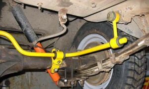 Задній стабілізатор поперечної стійкості
